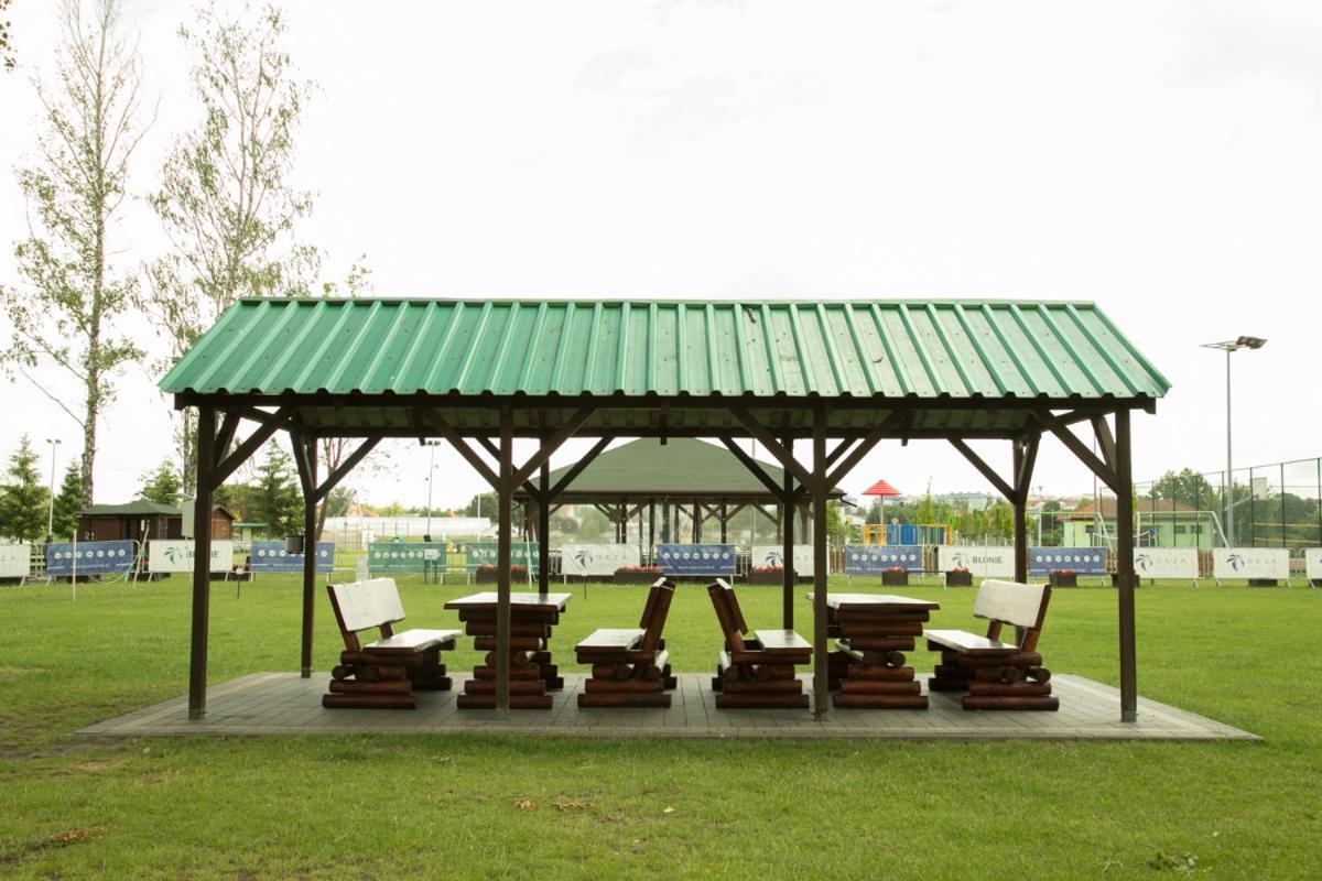 Camping Oaza Blonie Kornik Domki Standard - 3 Pokoje Buitenkant foto