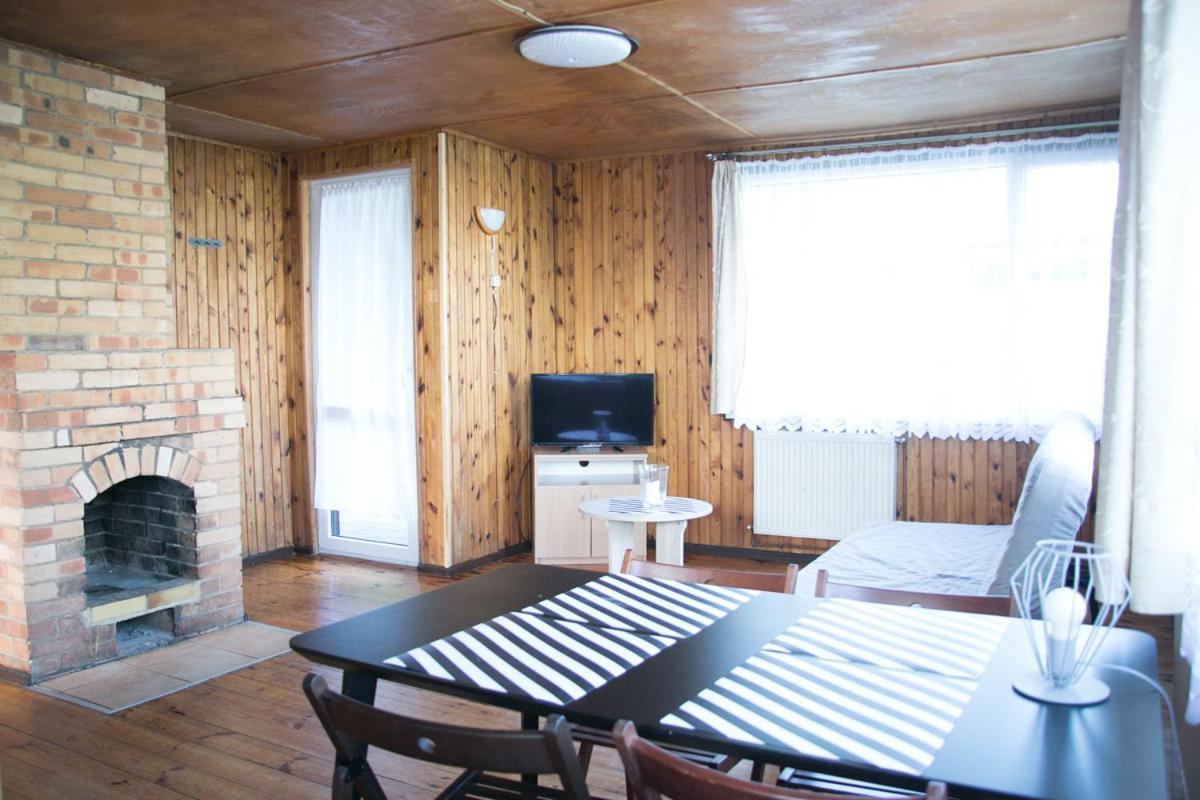 Camping Oaza Blonie Kornik Domki Standard - 3 Pokoje Buitenkant foto