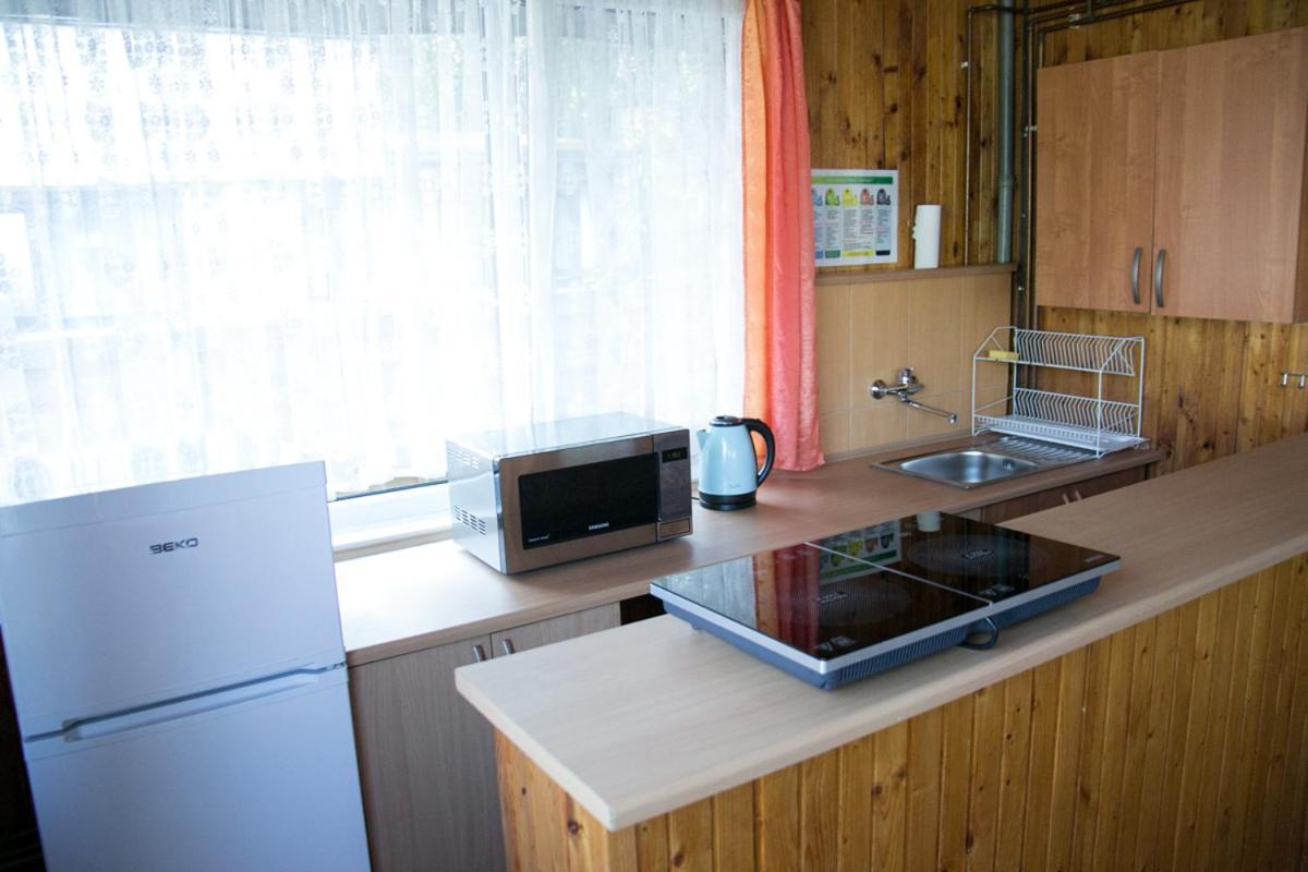 Camping Oaza Blonie Kornik Domki Standard - 3 Pokoje Buitenkant foto